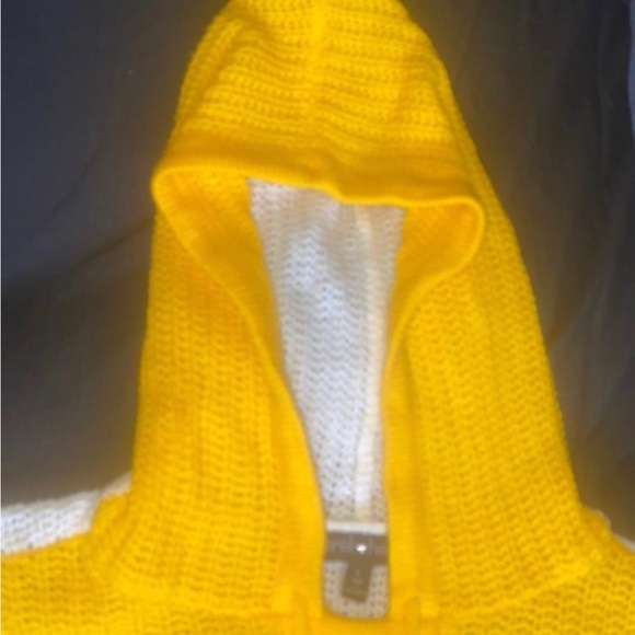 Derek Heart Yellow and White Knitted Hooded Sweater Woman- L(11/13) - Picture 4 of 7